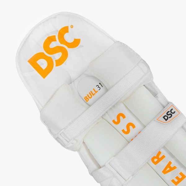 DSC Krunch Bull 31 Batting Pads (2025) - Image 2