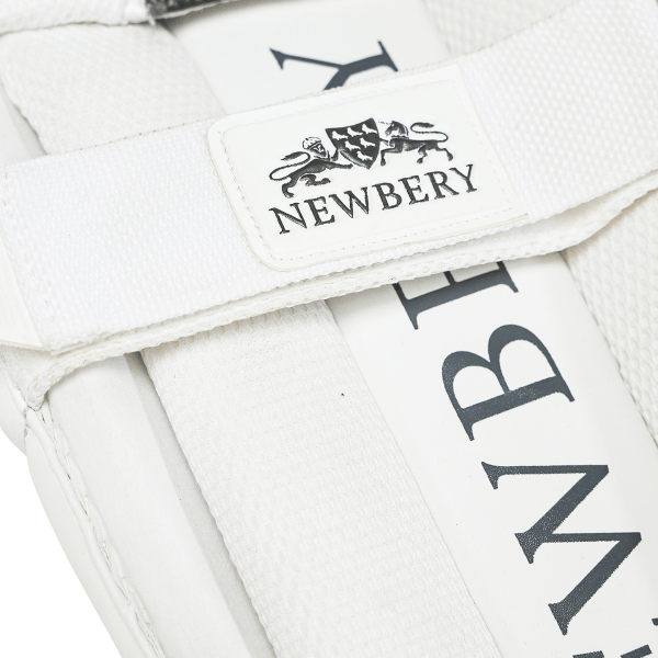 Newbery Player Batting Pads - Image 8
