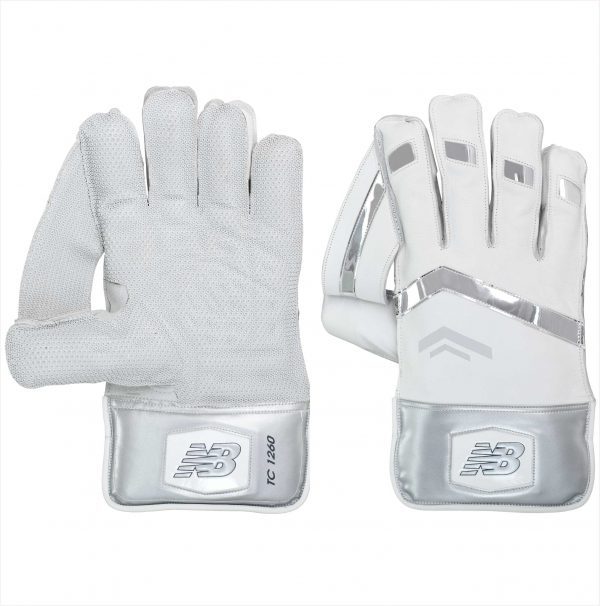 New Balance TC1260 Keepers' Gloves (2024)