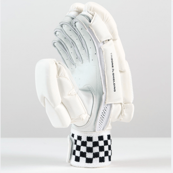 Gray Nicolls Classic Player Edition Batting Gloves - Image 2
