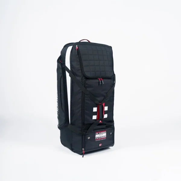 Gray Nicolls Classic Pro Performance Wheelie Bag (2025)