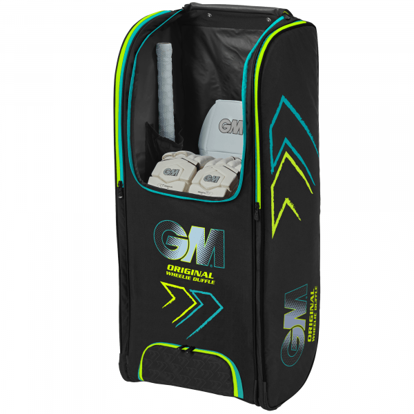 Gunn & Moore Original Wheelie Duffle Bag (2025) - Image 4