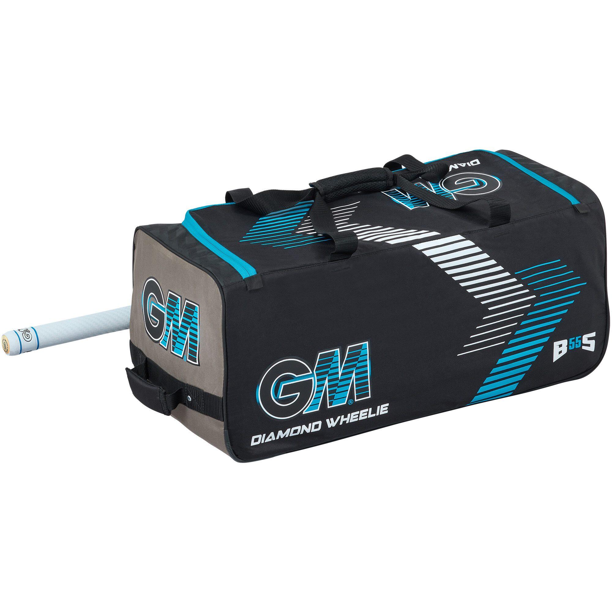 Gunn & Moore Diamond Wheelie Bag (2026) - Image 2