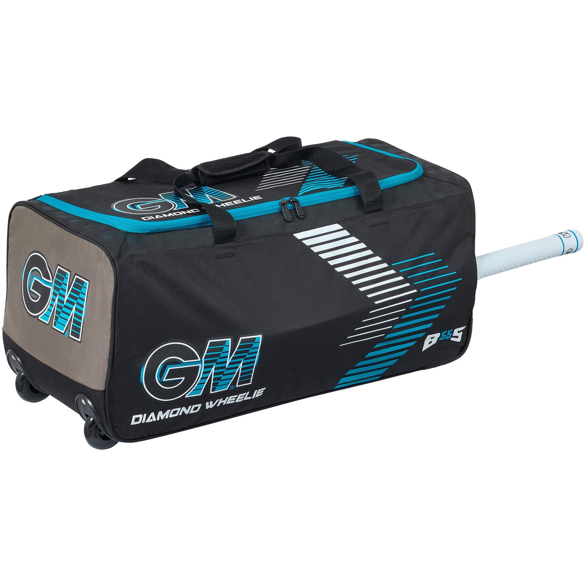 Gunn & Moore Diamond Wheelie Bag (2026) - Image 3