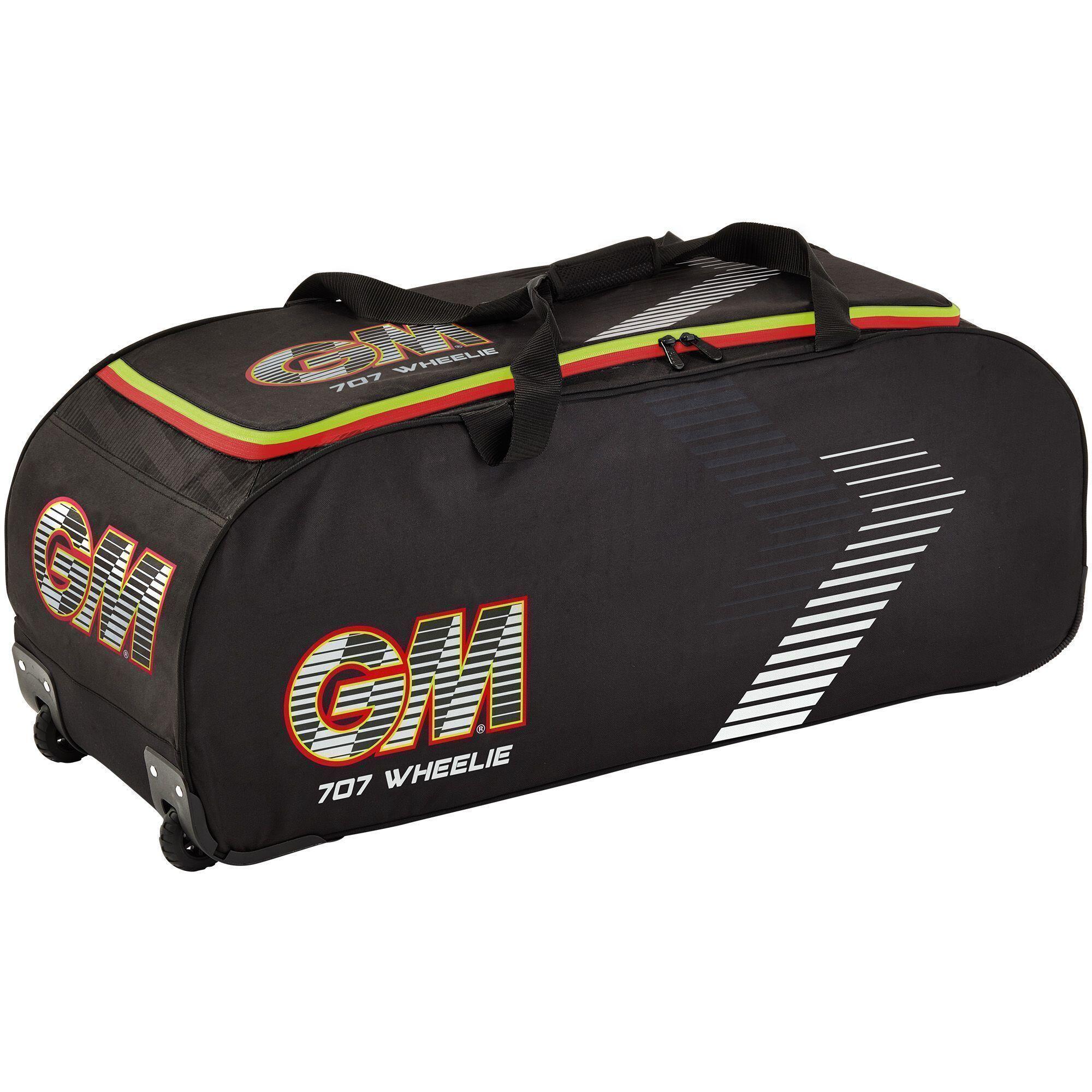 Gunn & Moore 707 Wheelie Bag (2026)