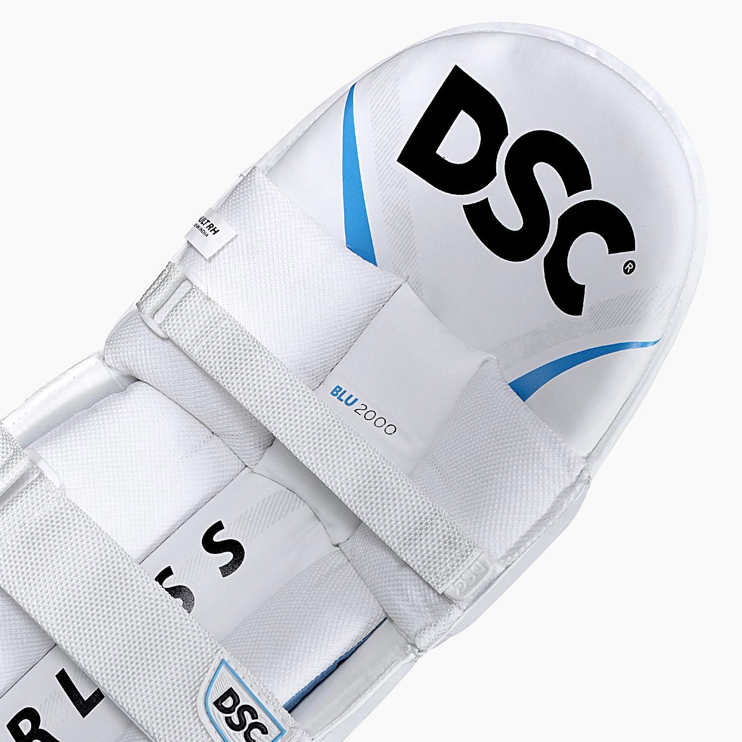 DSC Blu 2000 Batting Pads (2026) - Image 6